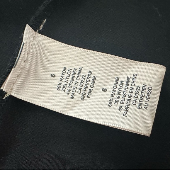 Philosophy, republic, black pencil skirt, midi SZ 6 button detail - Picture 5 of 5